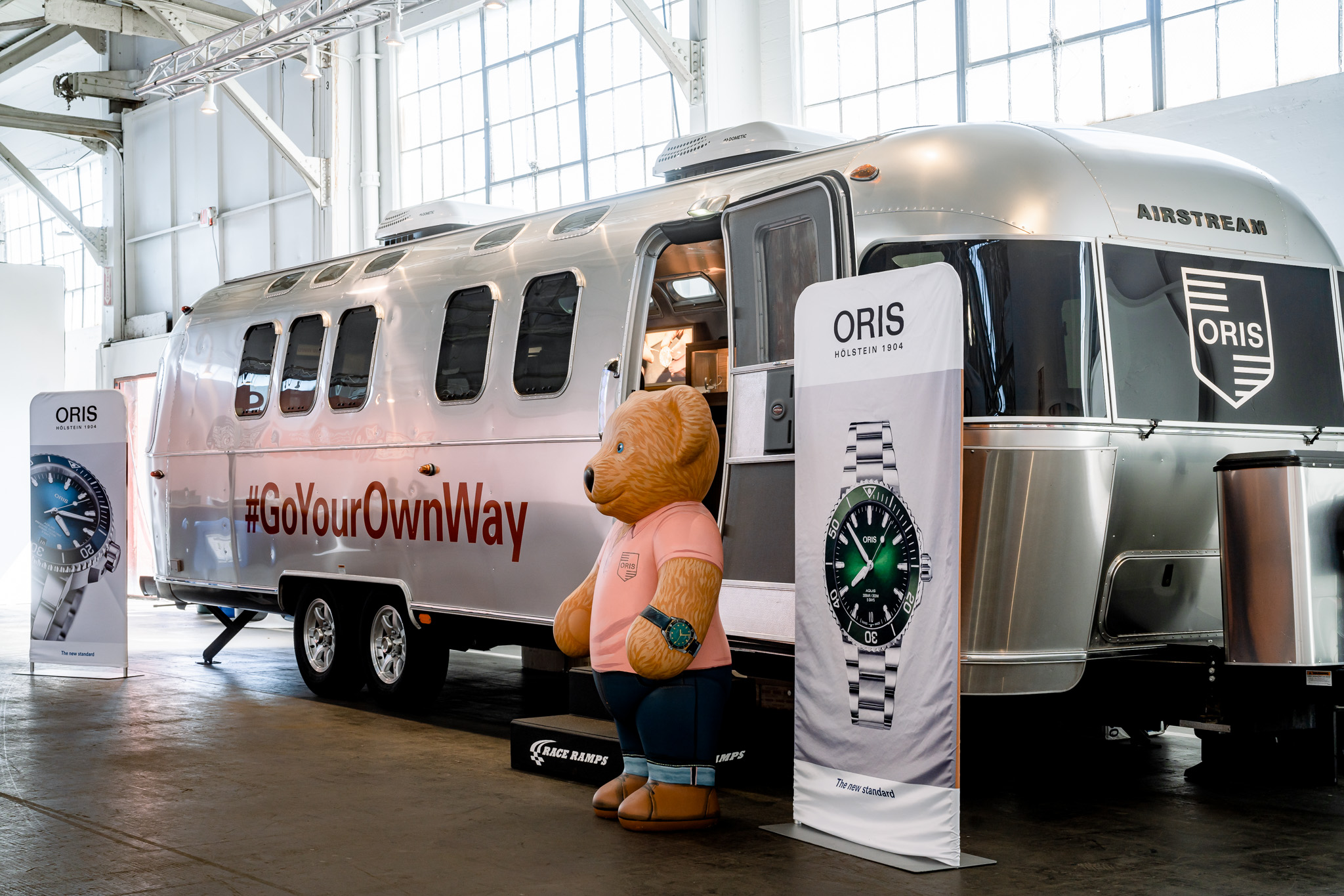 Discover the Oris Airstream!